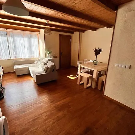 Apartment Precioso Bajo Con Jardin En *